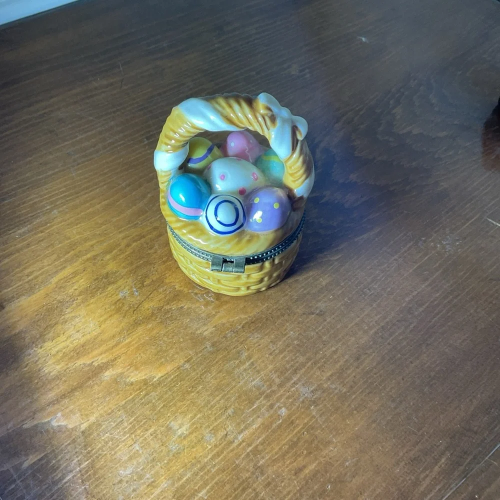 Ceramic Trinket Box Jewelry Storage Easter Egg Basket - Picture 5 of 5